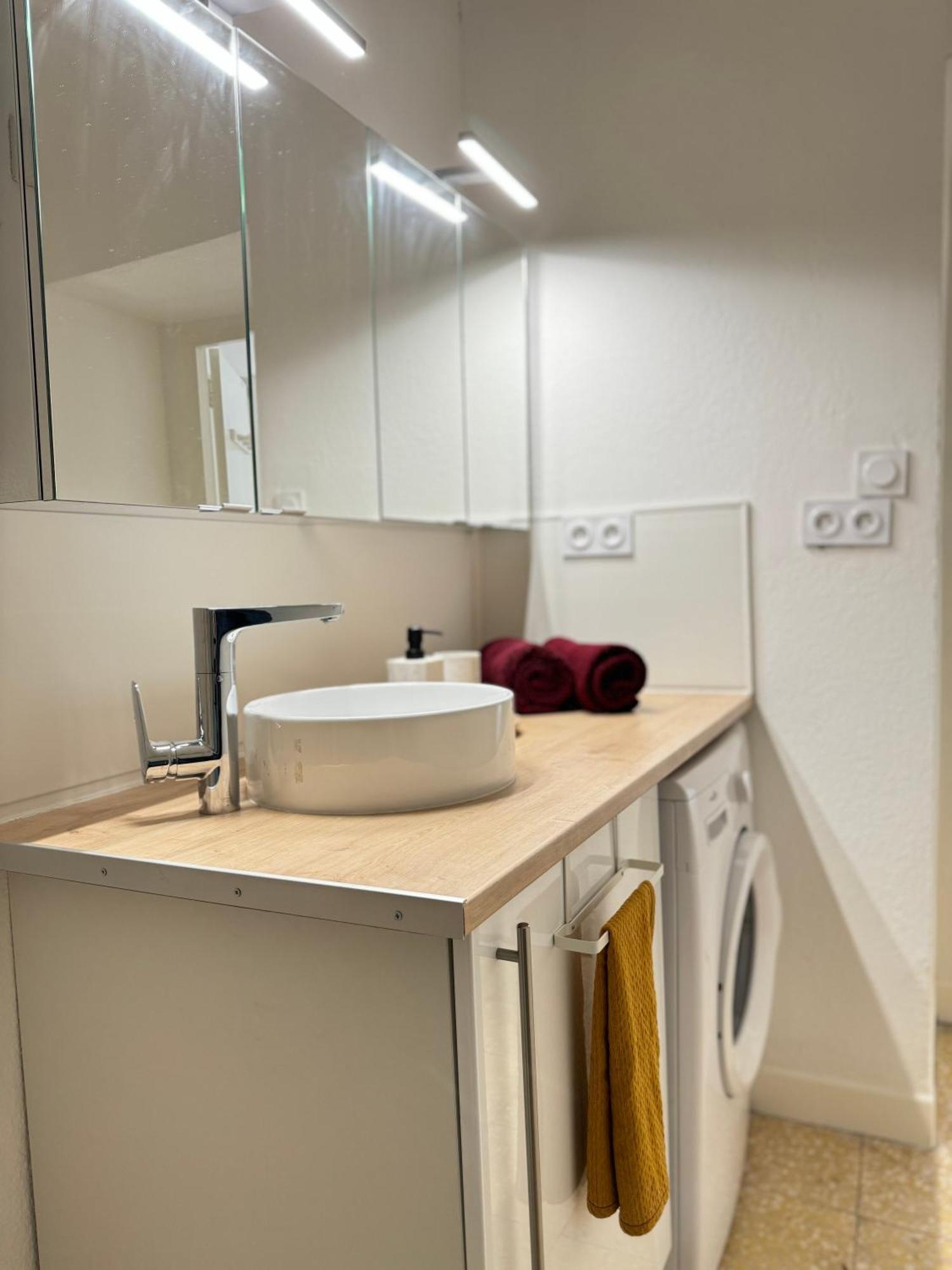 Appartement agréable 4 pers à 5 km de la plage Sigean Exterior foto
